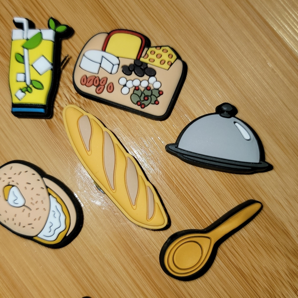 Crocs Charms lot‎ of 6 Bread Theme New